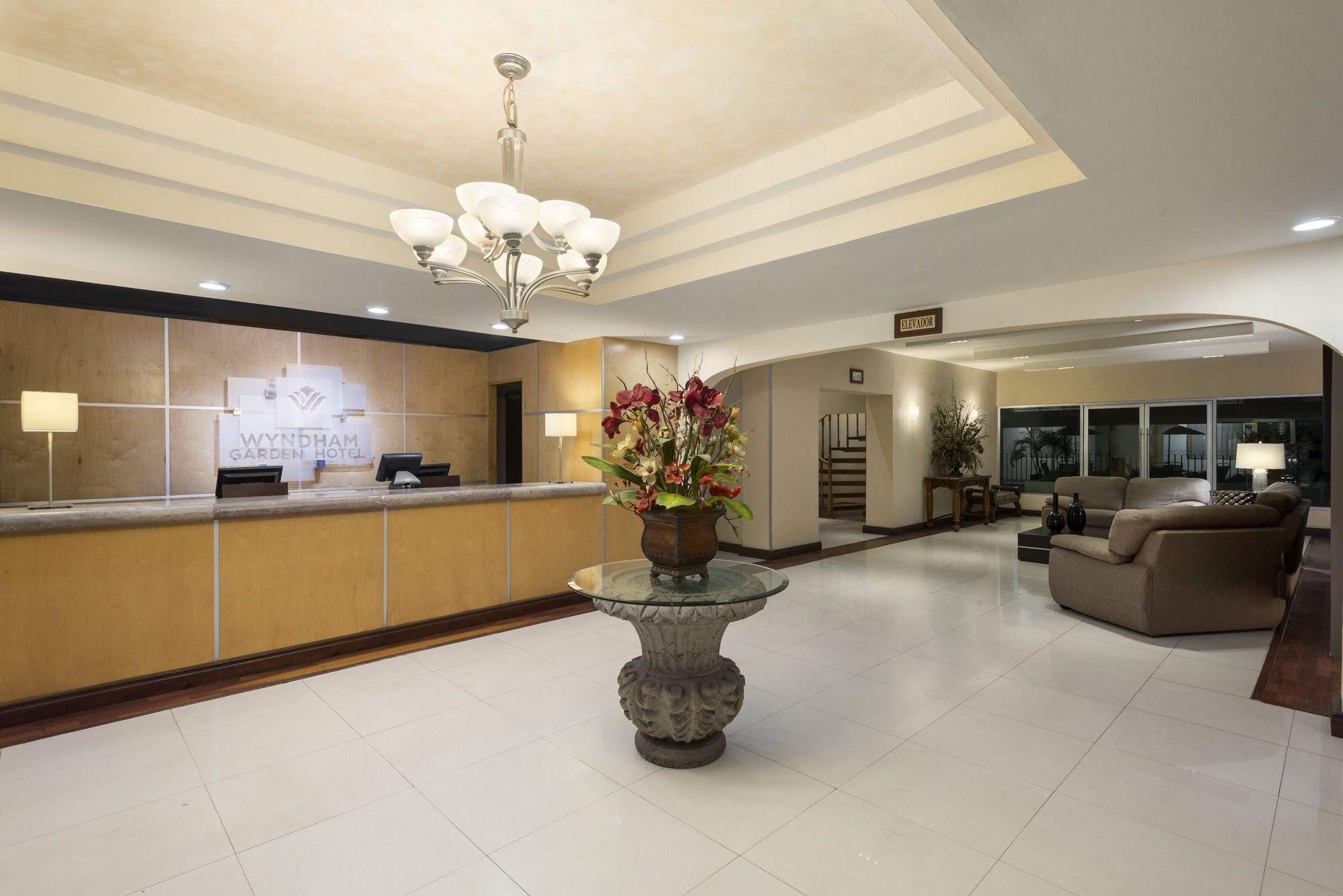 Отель Wyndham Garden Obregon Сьюдад-Обрегон Экстерьер фото